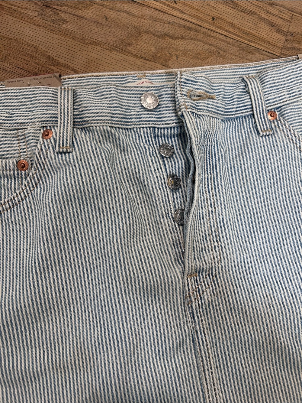 Levi's Light Blue & White Pinstripe Icon Skirt - Picture 6 of 9